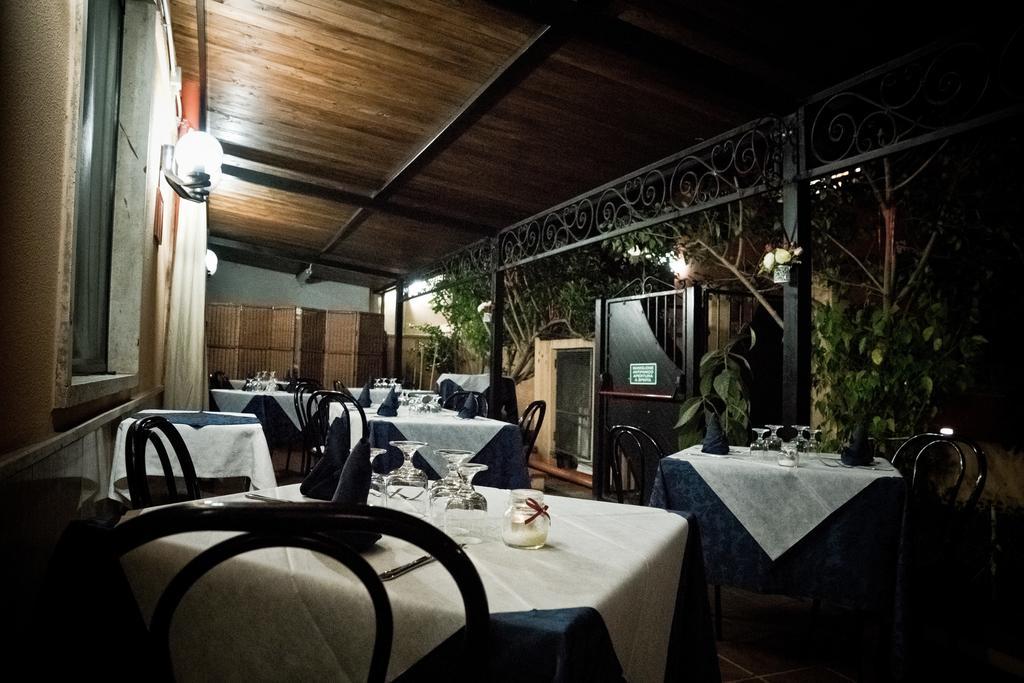 Hotel Artu Iglesias Esterno foto